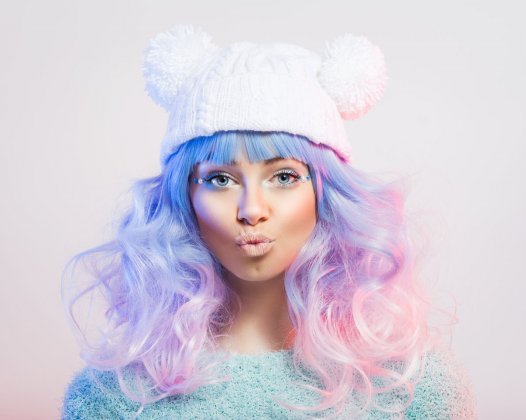 文章样式二:顶部大图+小图